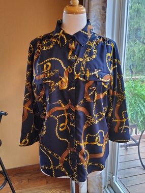 Croft & Barrow Navy Blouse with Gold Chain and Brown Belt Print